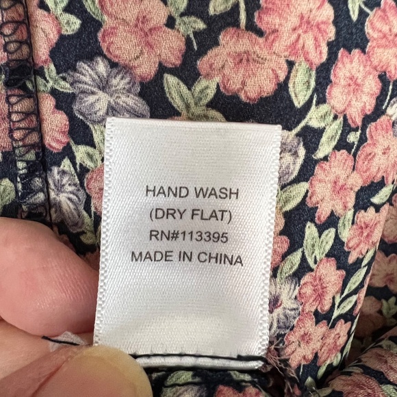 En Crème Size Small Kimono Top - Picture 5 of 5